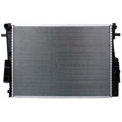 Radiator BTK R13022 for Ford F-250 Super Duty F-350 Super Duty F-450 Super Duty F-550 Super Duty