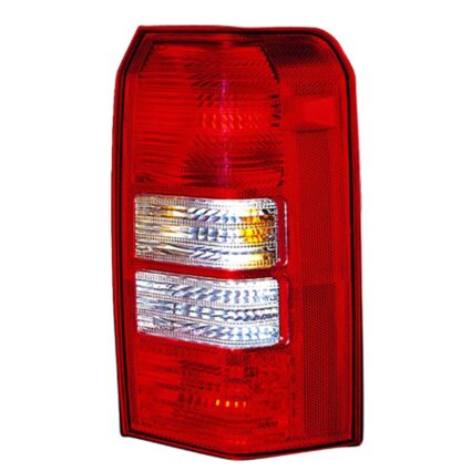 Tail Light Assembly Right 3 Bulb Design for Jeep Patriot 2007