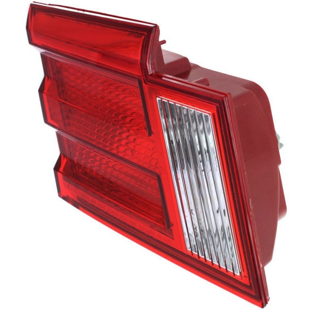 Tail Light Assembly Left Deck Lid Mounted From 9/10/01 for Kia Magentis Optima